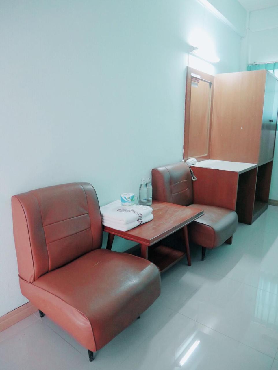 帕克憧普巴德酒店 Pak Chong 外观 照片